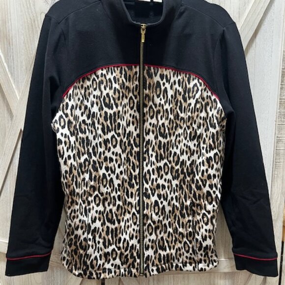 sold Chico's Zenergy Leopard zip up jacket - Active Wear - Picture 3 of 10